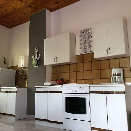 Ferienwohnung .....und der Hund darf mit Privlaka  Exterior foto